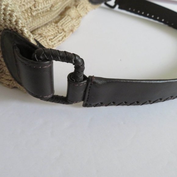 The SAK Crochet Hobo Shoulder Bag - Light Brown/Tan - Handbag -EUC - Picture 10 of 12